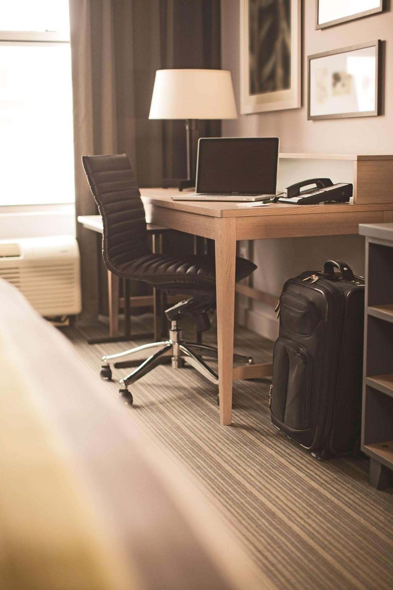 Country Inn & Suites By Radisson Bismarck Waterpark ภายนอก รูปภาพ